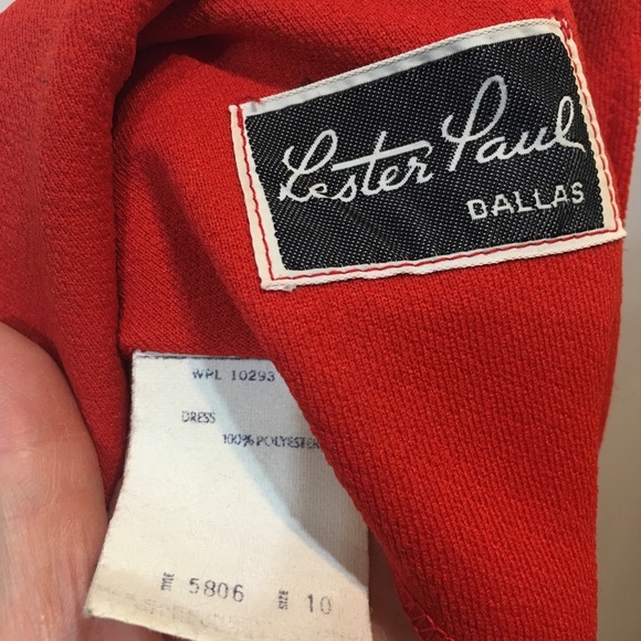 Vintage red dress by Lester Paul - Picture 8 of 8